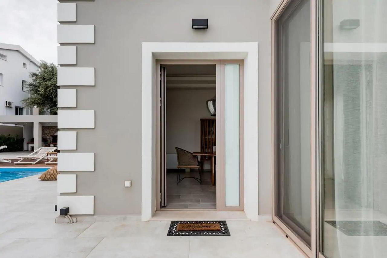 Etherealvilla-Family Villa With Pool Lourdata  Luaran gambar